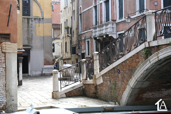 Venezia: una casa tra campi, calli, rii e canali